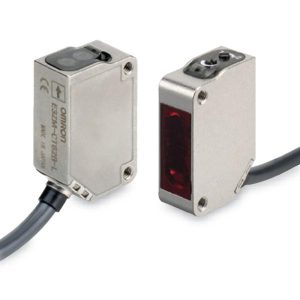 Cảm biến quang Omron E3ZM-CD62-M1TJ 0.3M