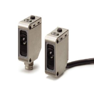 Cảm biến quang Omron E3ZM-V61 2M